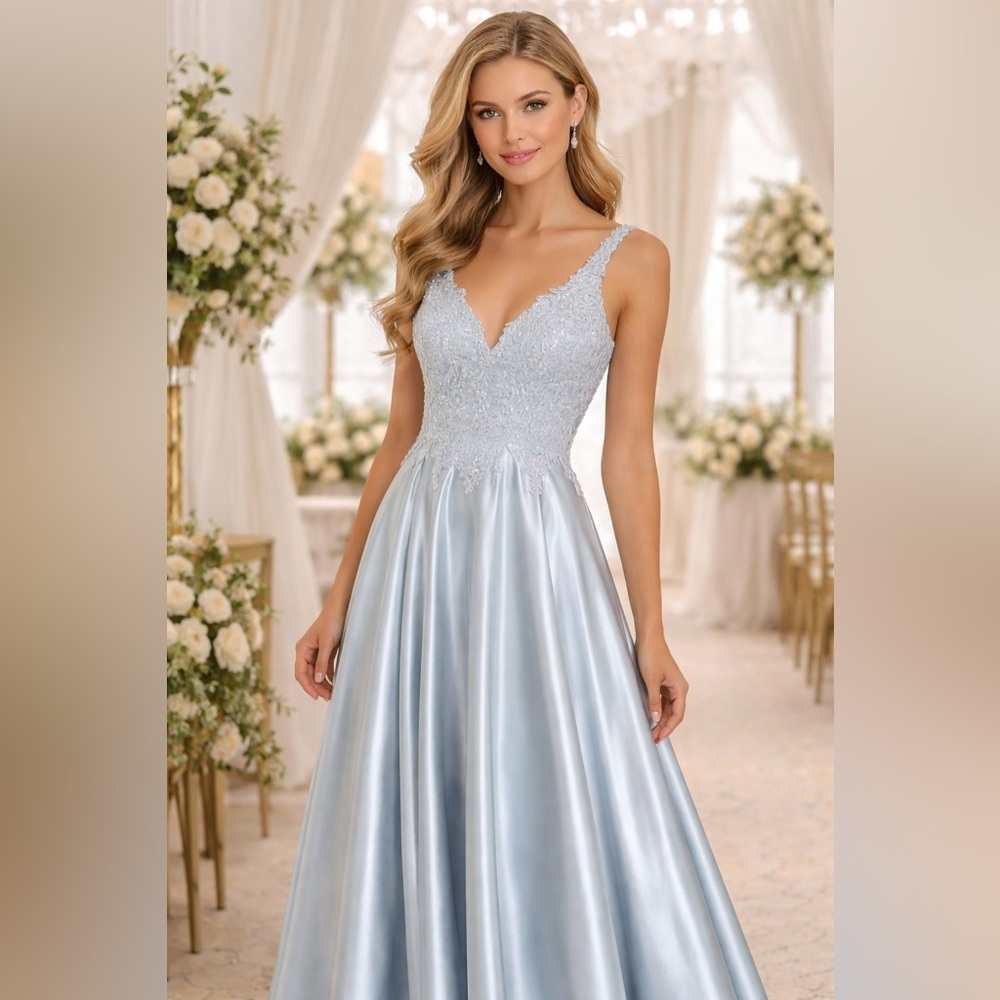 Faviana Long Charmeuse Dress With V Cut Back Embroidered Bodice Sz6 Ice Blue